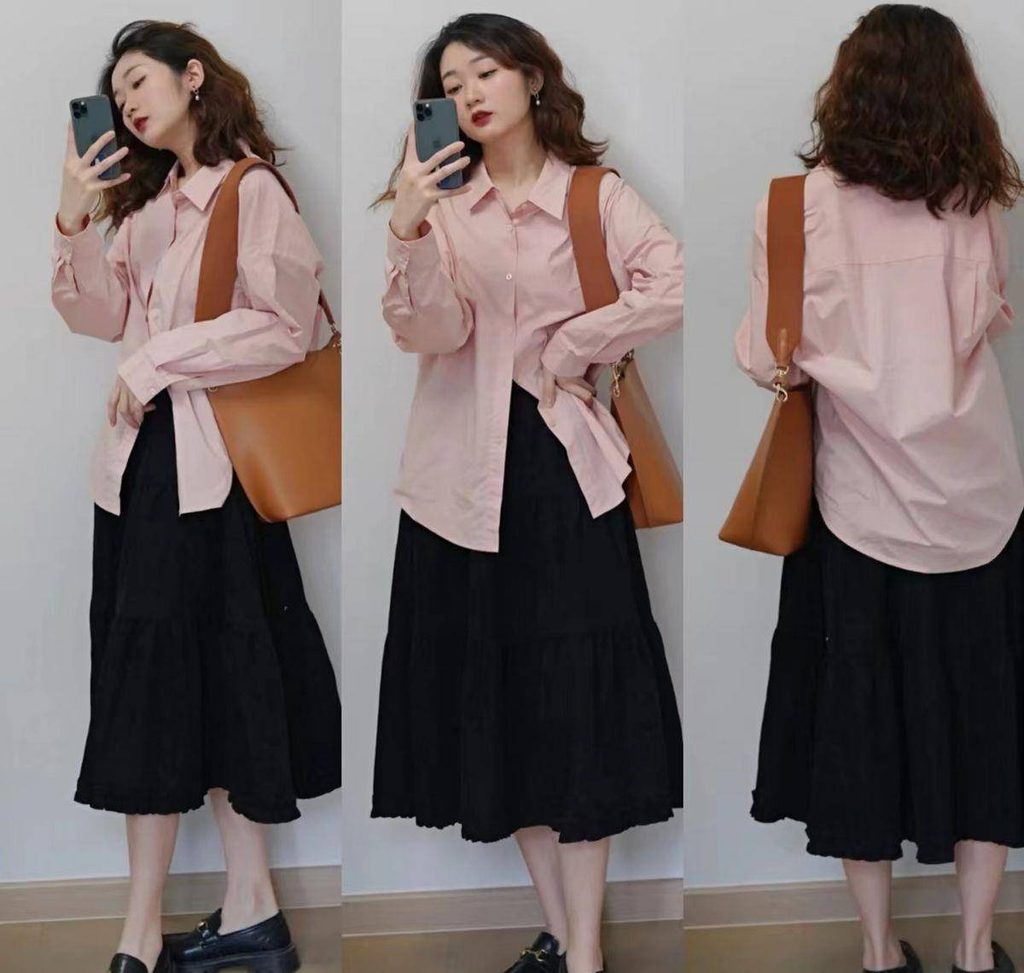 Áo hồng phối chân váy đen