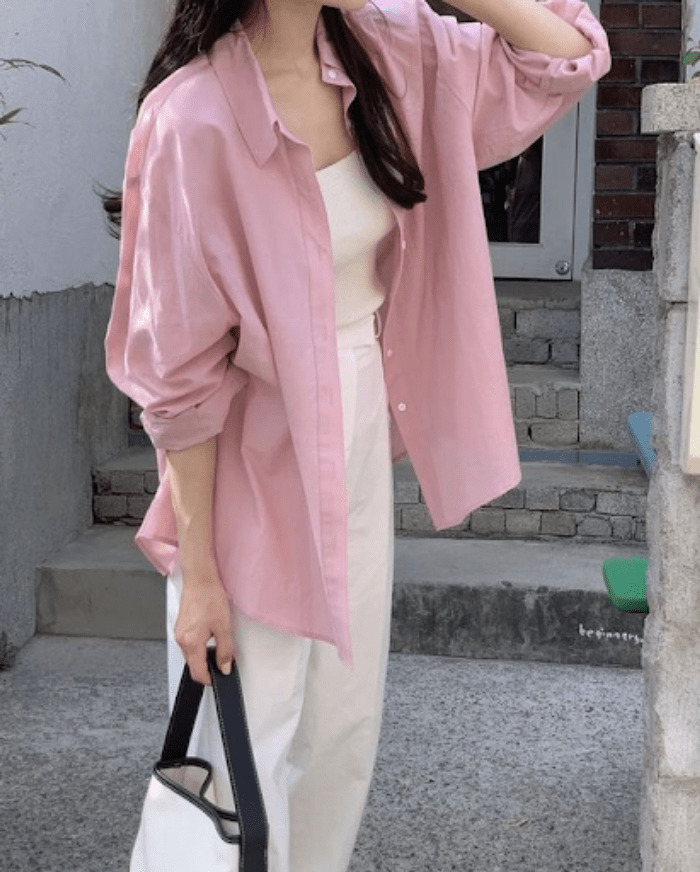 Áo hồng phối quần trắng