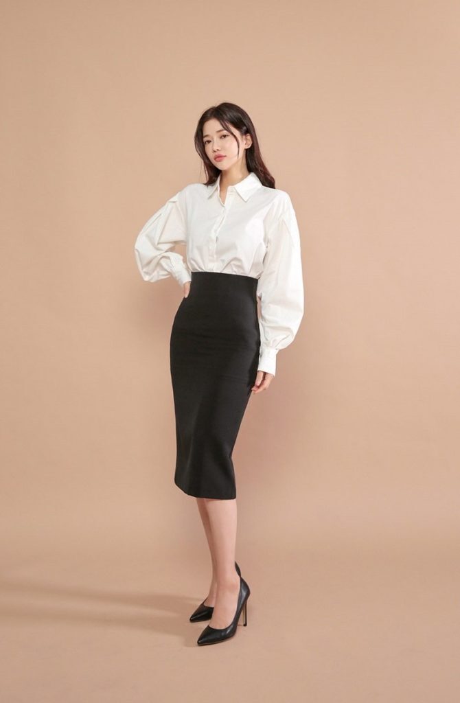 Phối đồ nữ sơ mi và chân váy bút chì 
