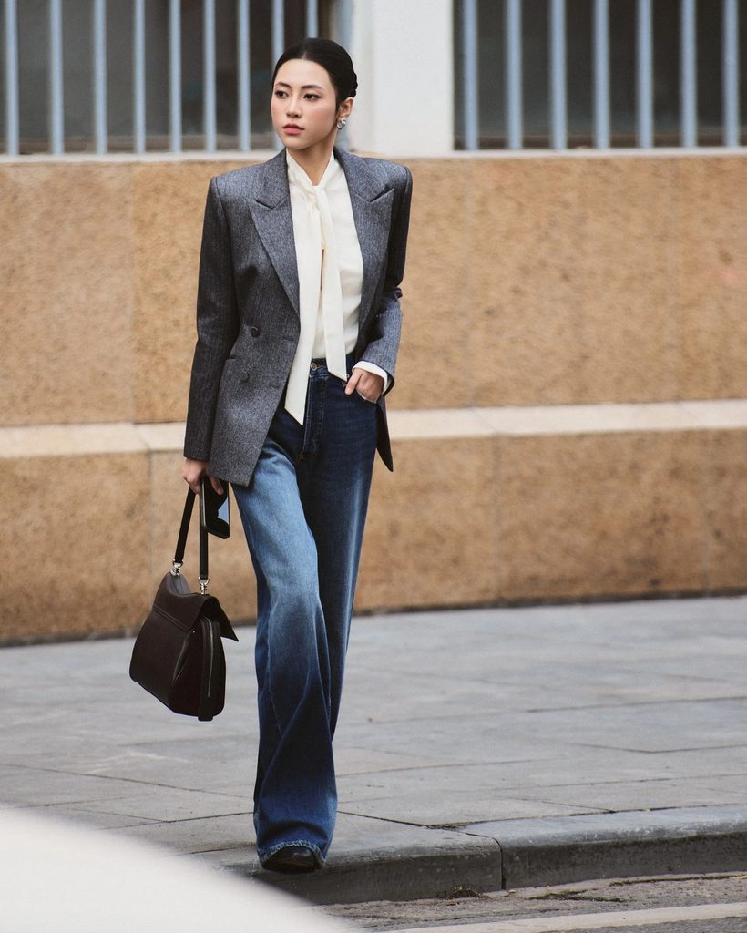 Túi xách phối cùng bộ suit